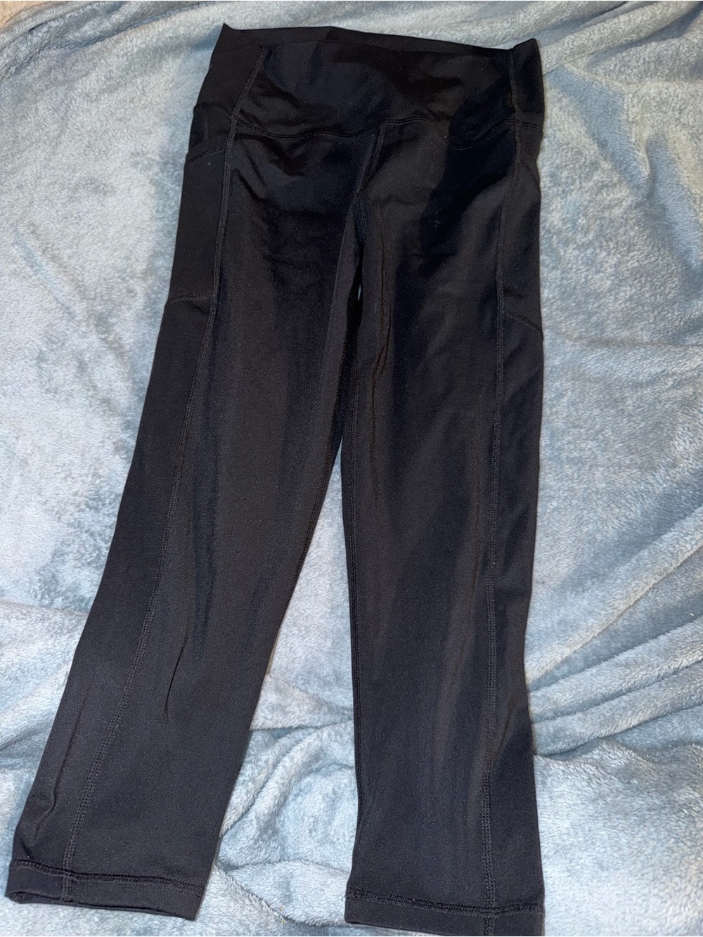 ZYIA Black Women's Performance Legging Capris